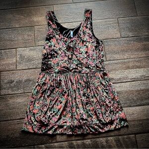 Free People red flowers green leaves on a black background balloon hem dress M